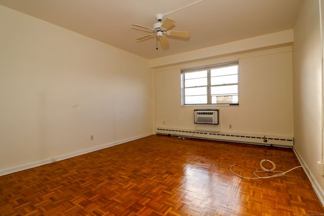 25 Cartright Street 5A, Bridgeport, CT 06604