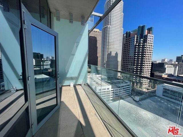 877 Francisco Street 1921, Los Angeles, CA 90017