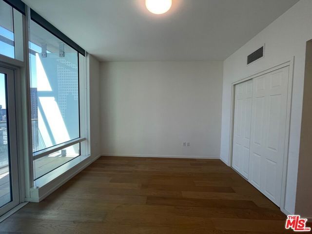 877 Francisco Street 1921, Los Angeles, CA 90017