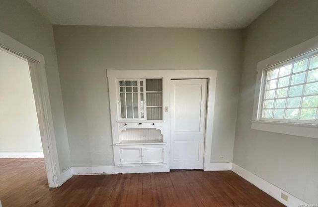 210 FLORIDA ST, San Antonio, TX 78210