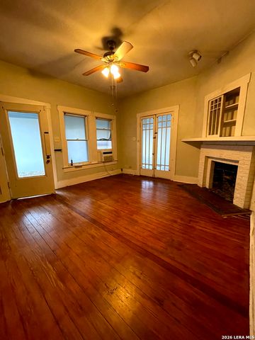 210 FLORIDA ST, San Antonio, TX 78210