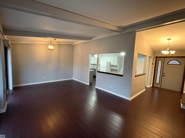 2127 Hopkins Dr Drive, Sterling Heights, MI 48310