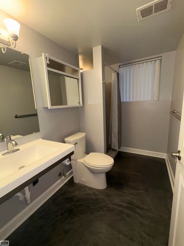 2127 Hopkins Dr Drive, Sterling Heights, MI 48310