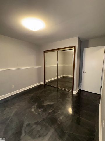 2127 Hopkins Dr Drive, Sterling Heights, MI 48310