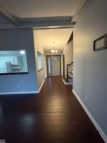 2127 Hopkins Dr Drive, Sterling Heights, MI 48310