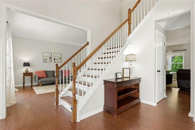 504 Crestview Court, Canton, GA 30115