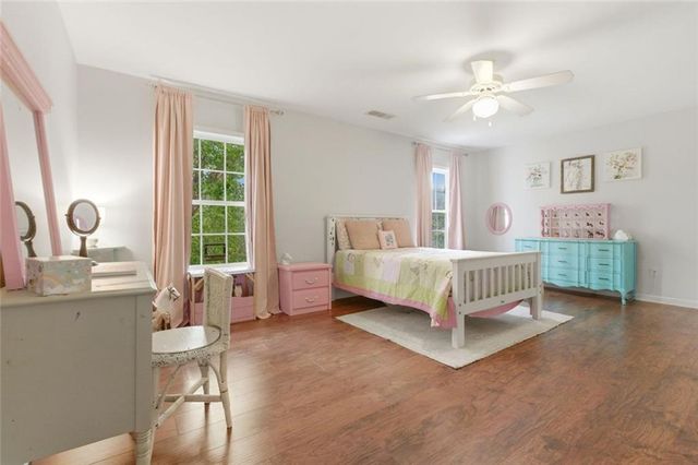 504 Crestview Court, Canton, GA 30115