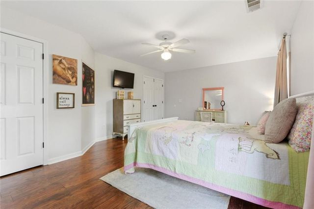504 Crestview Court, Canton, GA 30115