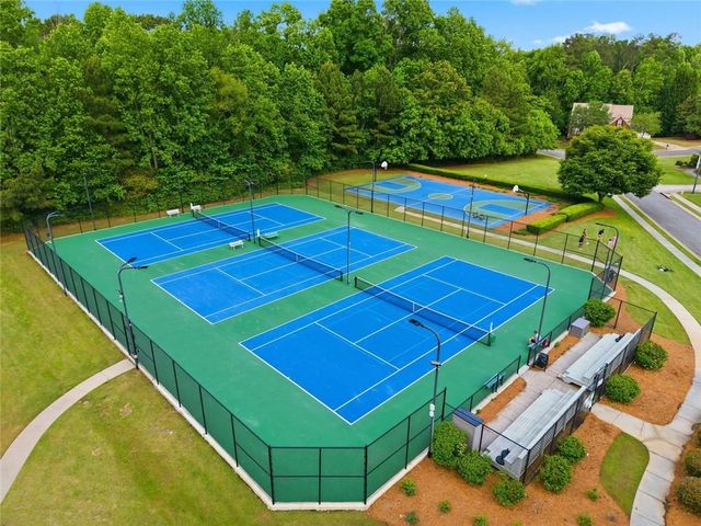 504 Crestview Court, Canton, GA 30115