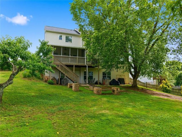 504 Crestview Court, Canton, GA 30115