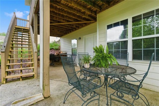 504 Crestview Court, Canton, GA 30115