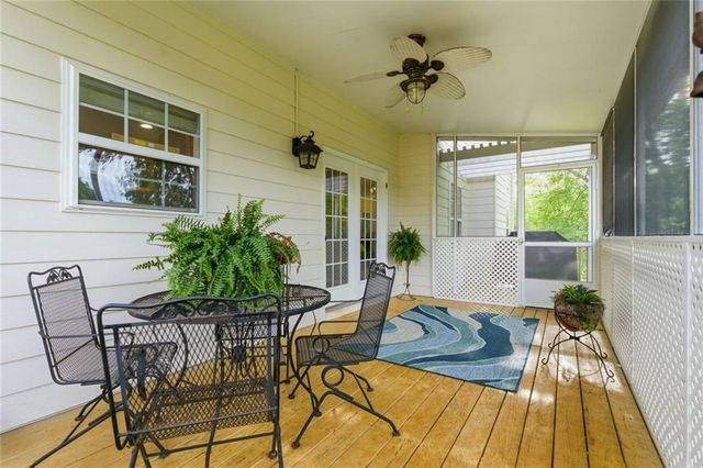 504 Crestview Court, Canton, GA 30115