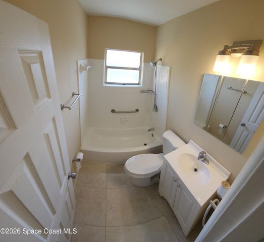 515 Palm Avenue, Merritt Island, FL 32952