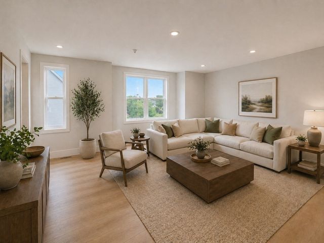 562 Gorham Street 01, Lowell, MA 01852