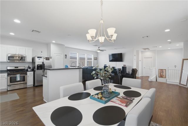 5395 Magnolia Crossing Street, Las Vegas, NV 89148