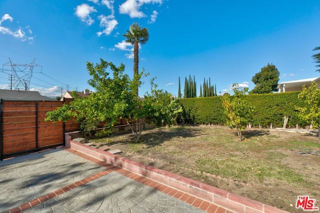6122 Satsuma Avenue, North Hollywood (los Angeles), CA 91606