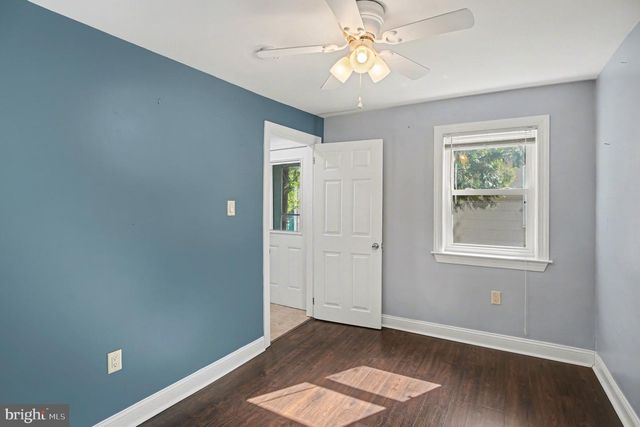 1370 ARNOLD AVE, Abington, PA 19001