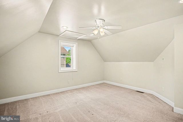 1370 ARNOLD AVE, Abington, PA 19001