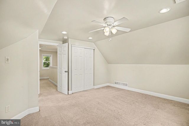 1370 ARNOLD AVE, Abington, PA 19001