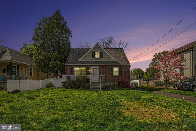 1370 ARNOLD AVE, Abington, PA 19001