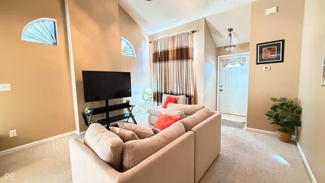 939 Prestwick Place D, Indianapolis, IN 46214