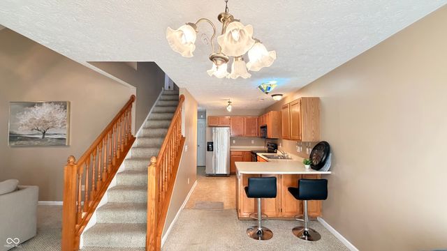 939 Prestwick Place D, Indianapolis, IN 46214