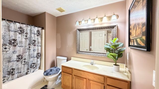 939 Prestwick Place D, Indianapolis, IN 46214