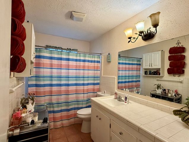 802 Bluebonnet Dr, Kerrville, TX 78028