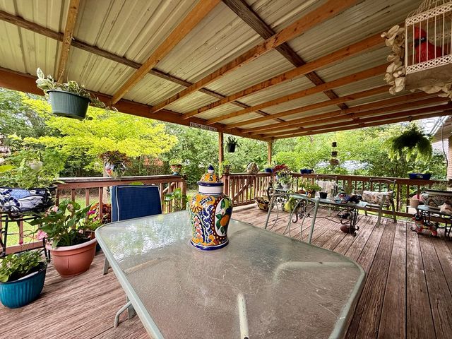 802 Bluebonnet Dr, Kerrville, TX 78028