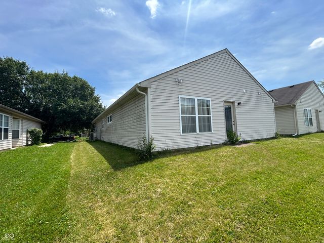 4262 Village Bend Drive, Indianapolis, IN 46254