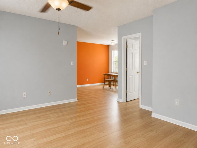 4262 Village Bend Drive, Indianapolis, IN 46254