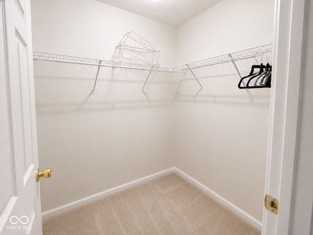 4262 Village Bend Drive, Indianapolis, IN 46254