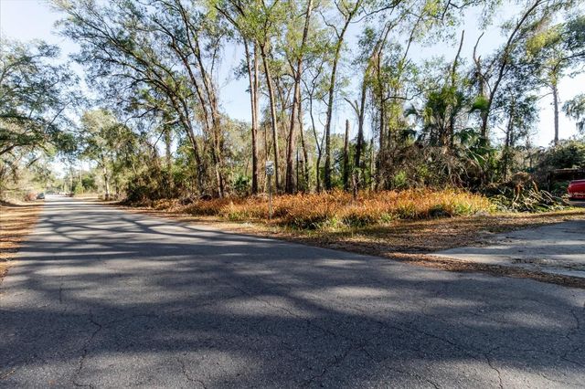 5960 E VALE STREET, Inverness, FL 34452