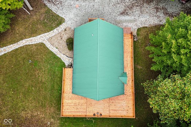 7615 N Hilltop Drive, Unionville, IN 47468