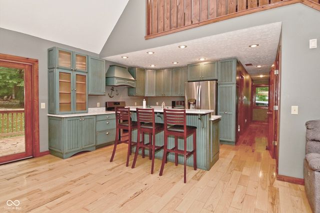 7615 N Hilltop Drive, Unionville, IN 47468