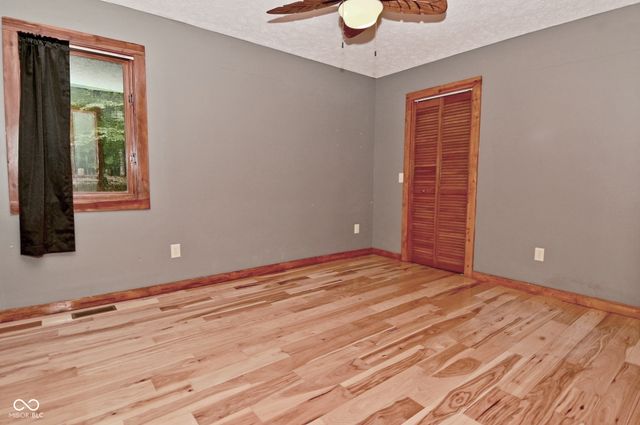 7615 N Hilltop Drive, Unionville, IN 47468