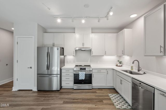 610 Trent Drive Unit 306, Durham, NC 27705