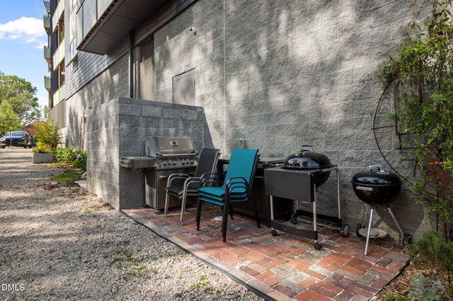 610 Trent Drive Unit 306, Durham, NC 27705