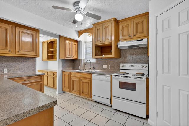 11907 Medicine Bow Circle, Houston, TX 77067