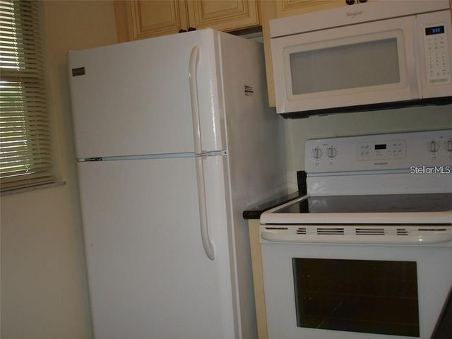 7211 W COUNTRY CLUB DRIVE N 133, Sarasota, FL 34243