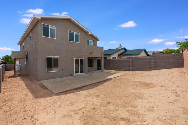 9105 Rialto Avenue SW, Albuquerque, NM 87121