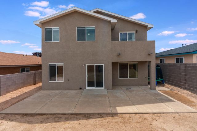 9105 Rialto Avenue SW, Albuquerque, NM 87121