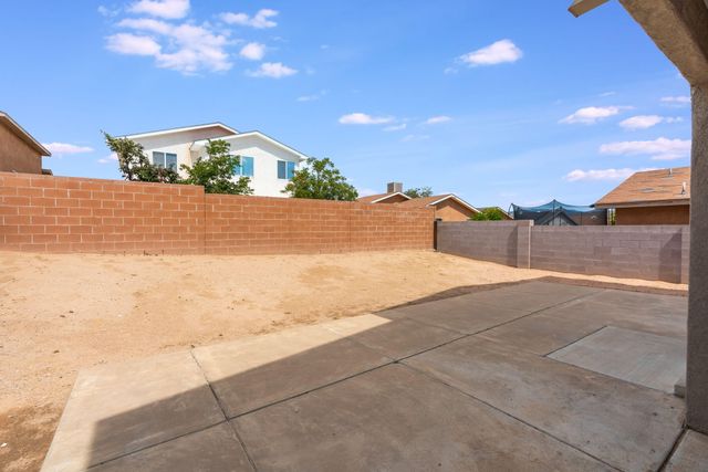 9105 Rialto Avenue SW, Albuquerque, NM 87121