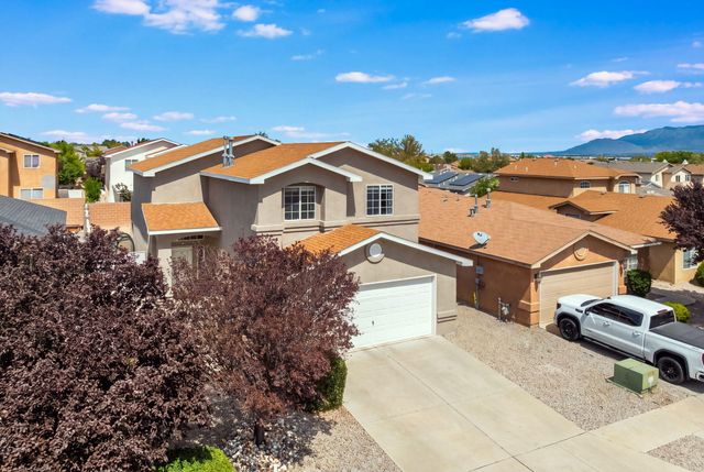 9105 Rialto Avenue SW, Albuquerque, NM 87121