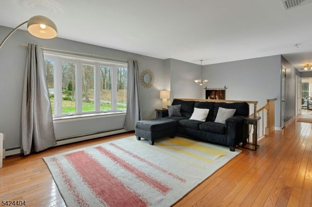 4 Andover Mohawk Rd, Byram Twp., NJ 07821