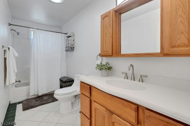 4 Andover Mohawk Rd, Byram Twp., NJ 07821