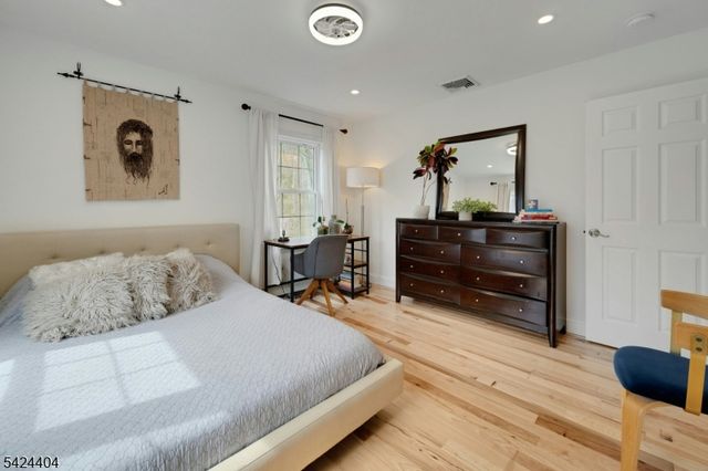 4 Andover Mohawk Rd, Byram Twp., NJ 07821