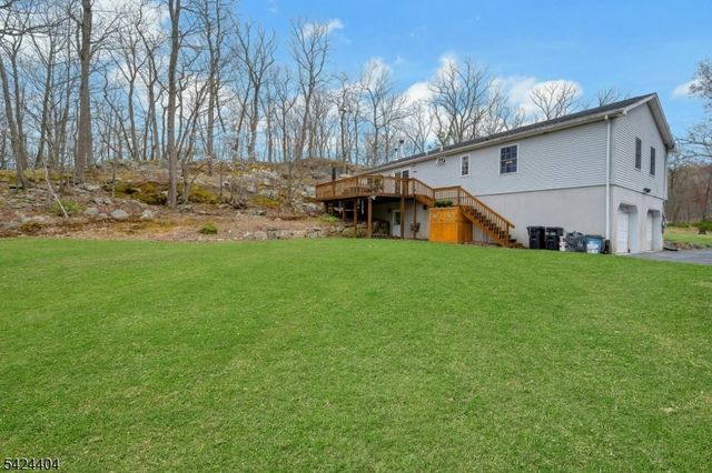 4 Andover Mohawk Rd, Byram Twp., NJ 07821