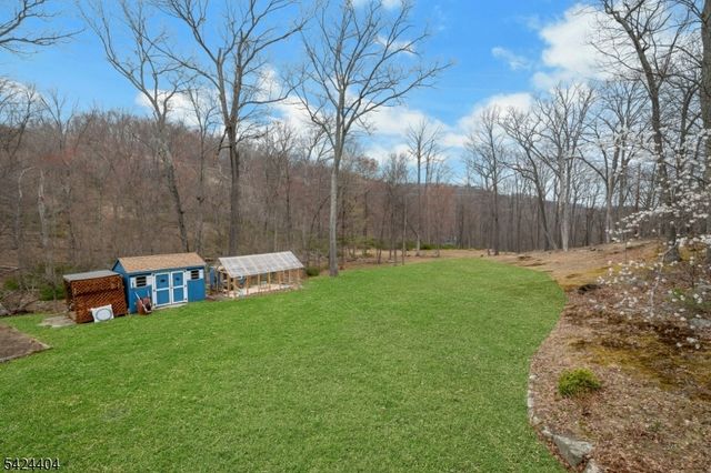 4 Andover Mohawk Rd, Byram Twp., NJ 07821