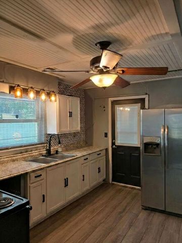2312 Falcon Road, North Charleston, SC 29406
